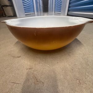 Vintage Pyrex Old Orchard "Cinderella Style" 4 qt Mixing Bowl #444 Brown Ombré